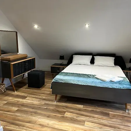 Villa Utopia *