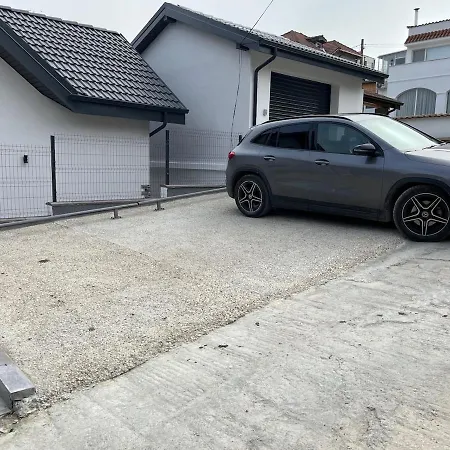 Utopia Villa *