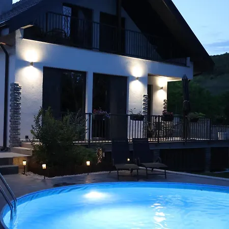 Utopia Villa *